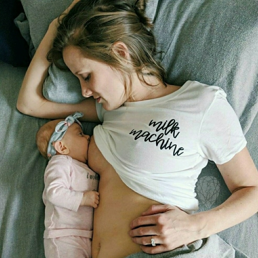 Best-selling Milk Machine Breastfeeding Tee TShirt